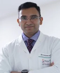 dr-raghav-mantri